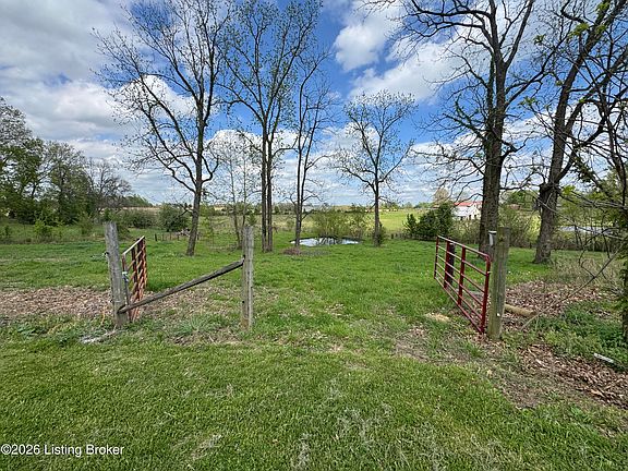 5th image of 3980 Old Mill Rd