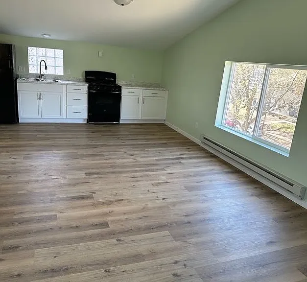 420 Herschel St #5 — Photo 3