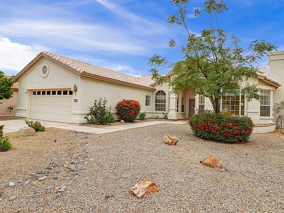 2nd image of 15350 W Catalina Ct