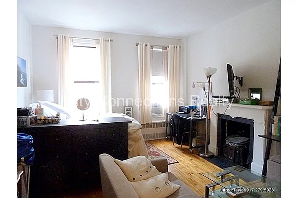 Rented by City Connections Realty | media 18