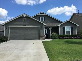 3906 W 104th Ct S, Jenks, OK 74037