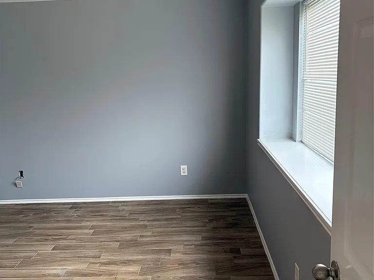 7214 Crescent Mills Dr — Photo 18