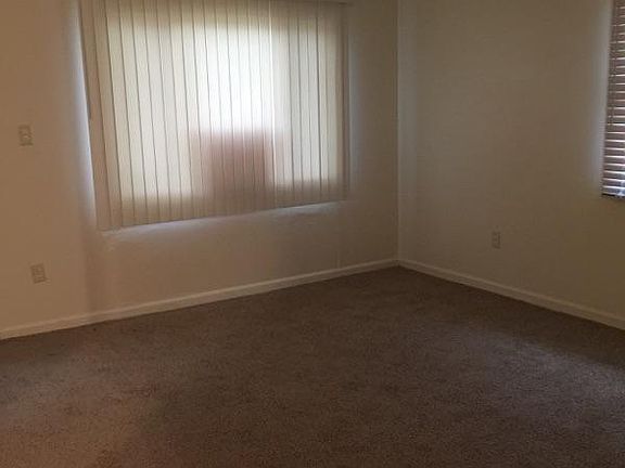 4th image of 3285 Coleen Dr