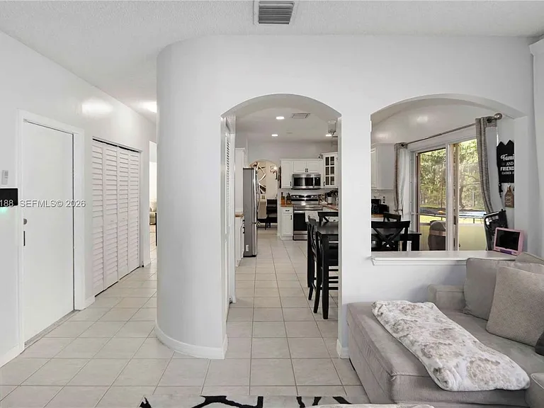 2232 SW 120th Ave — Photo 10