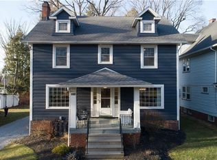3215 Oak Rd, Cleveland Heights, OH 44118