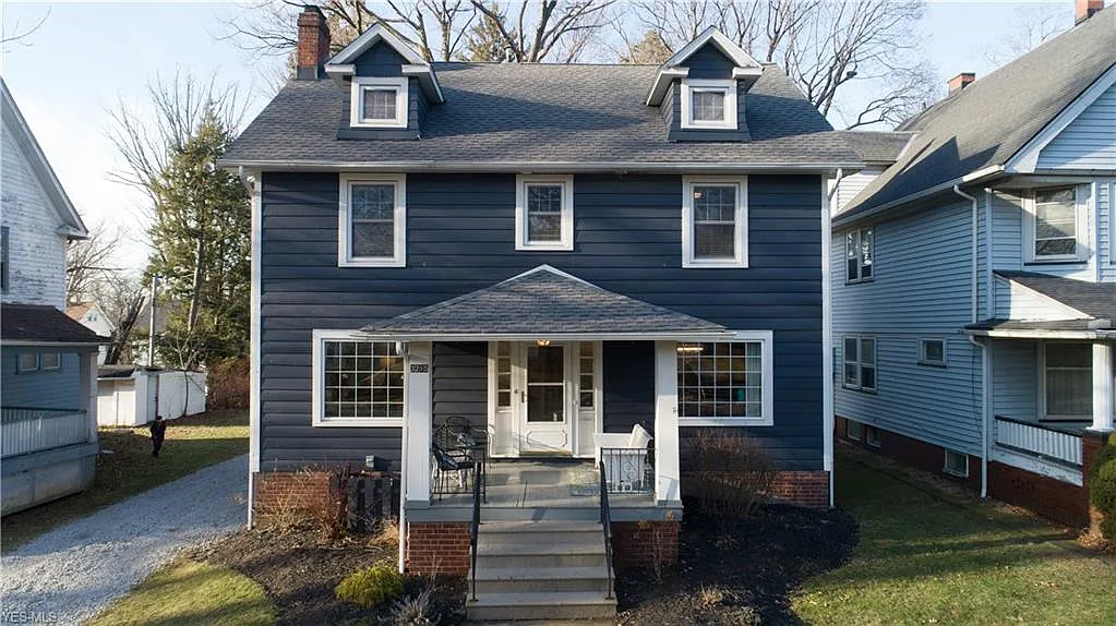 3215 Oak Rd photo 1