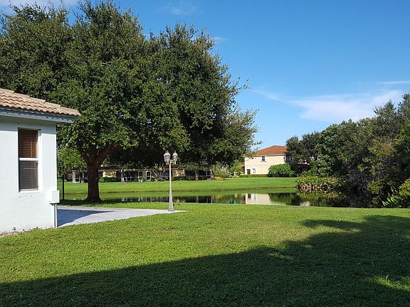 2nd image of 1533 Rialto Dr