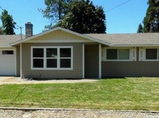 1110 SW Erica Dr, Grants Pass, OR 97526