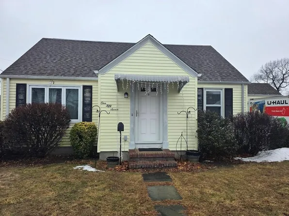 157 George Arden Ave, Warwick, RI 02886