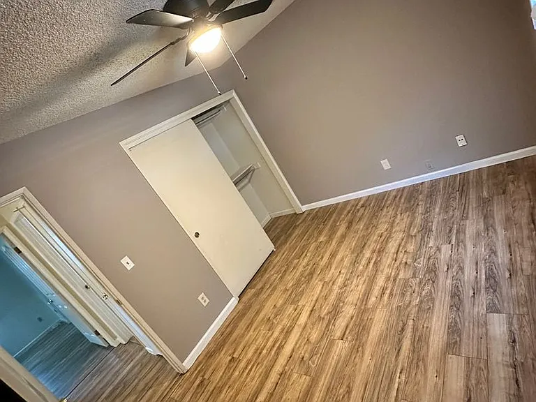1359 Dove St — Photo 9