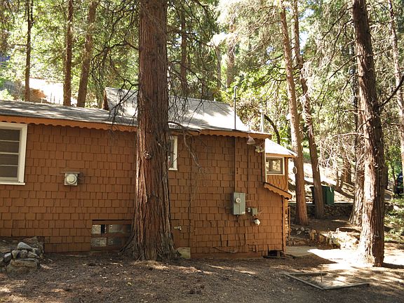 4th image of 957 Oak Dr