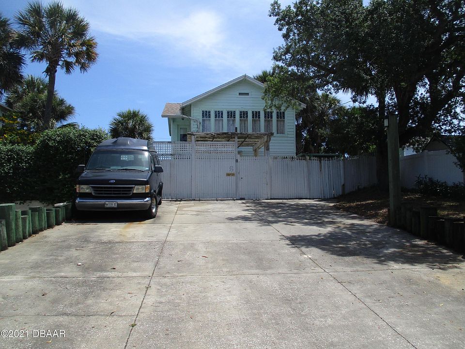 1st image of 23 S Oleander Ave