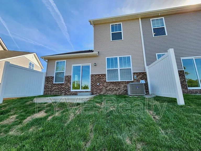 Backyard - can be used as a beautiful seating area for private views.