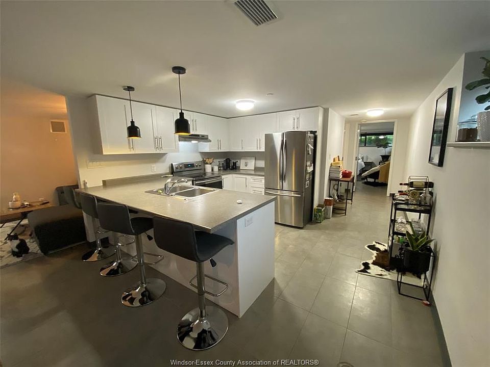1st image of 2109 Ottawa St #B02