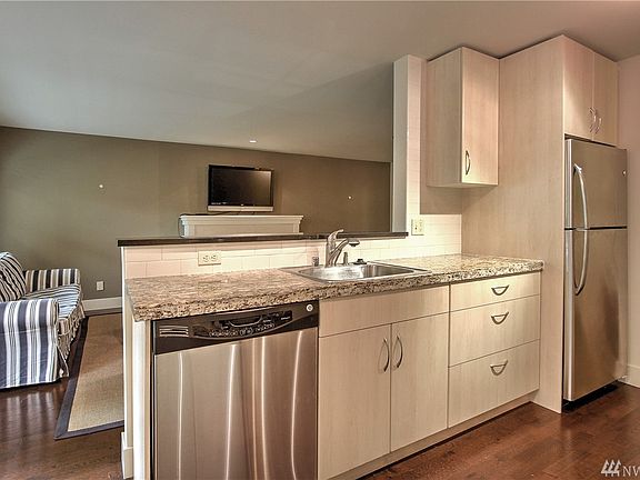 5th image of 22910 90th Ave W Unit E302