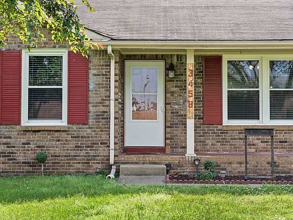 3rd image of 3458 Arvin Dr