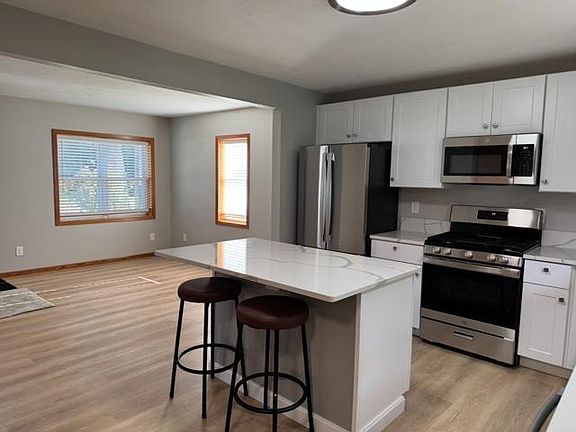 4th image of 1207 Prairie Ln