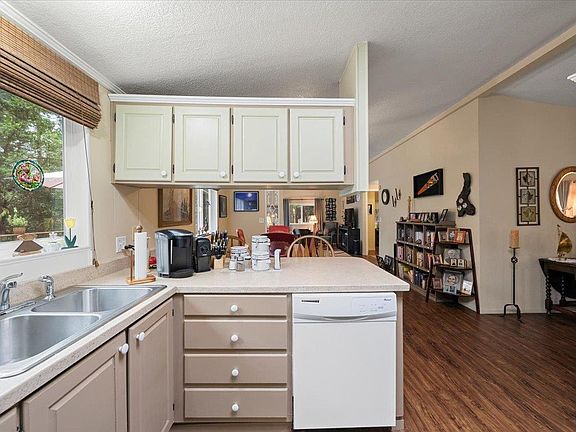 5th image of 6100 Michigan Bluff Rd Space 32