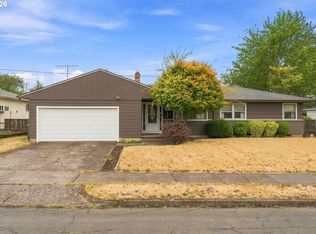 9241 SE Main St, Portland, OR 97216