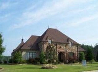 10334 Herons Ridge Cv, Lakeland, TN 38002