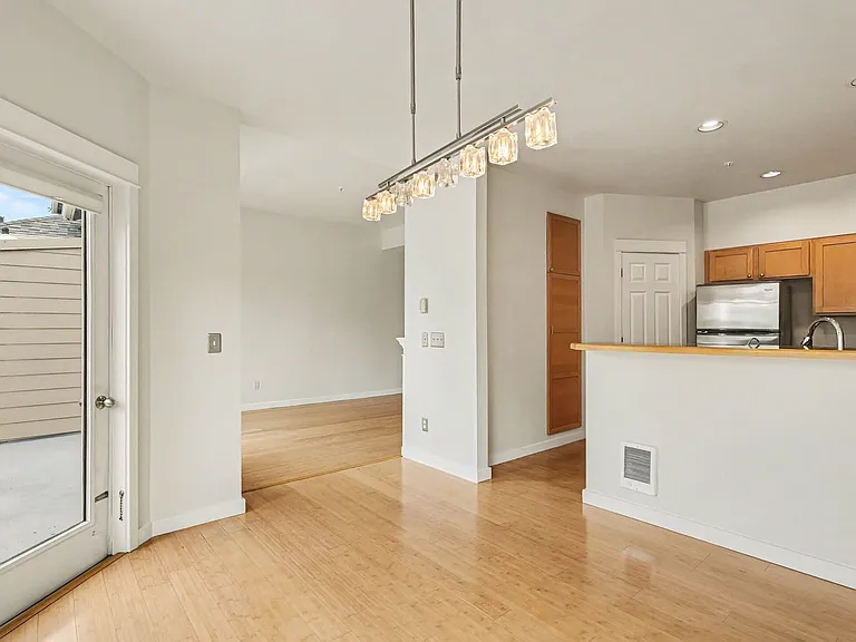 3500 E Lake Sammamish Pkwy SE #2-103 — Photo 7