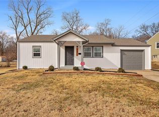 2400 S Crescent Ave, Independence, MO 64052