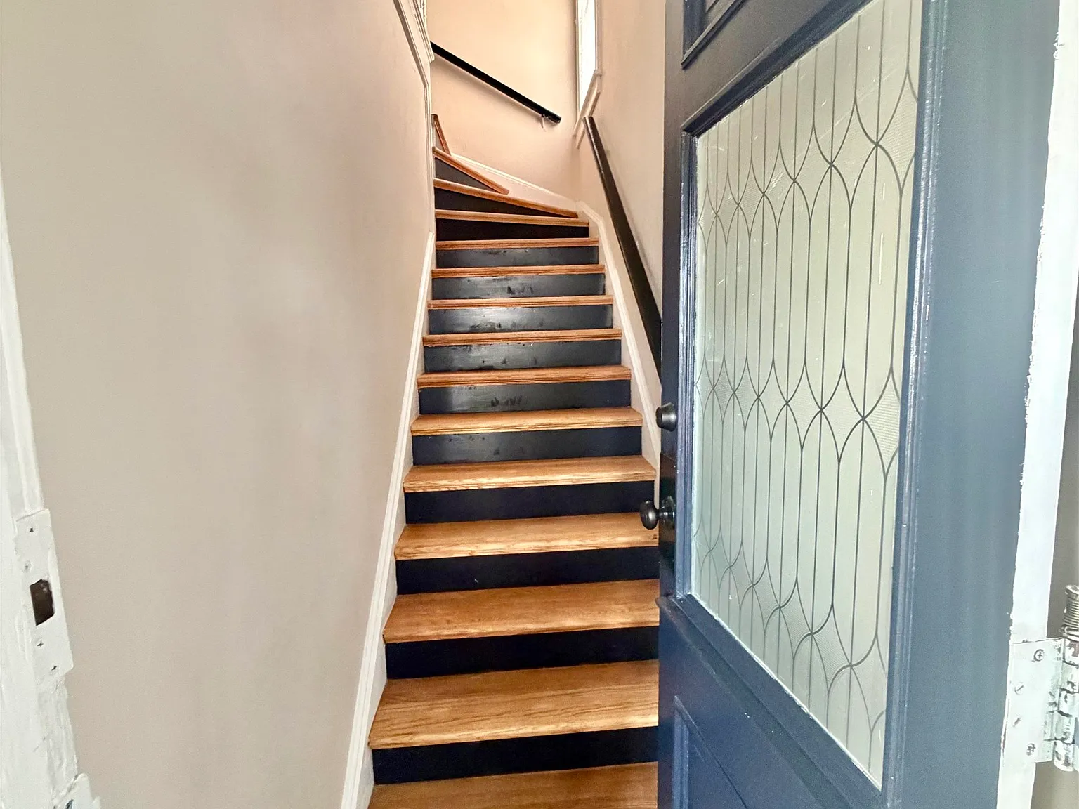 3 bed, $3,200 — Photo 2