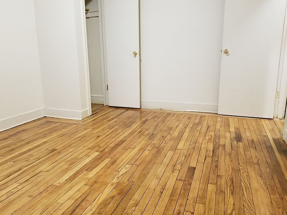 2nd image of 1980 Unionport Rd APT B31