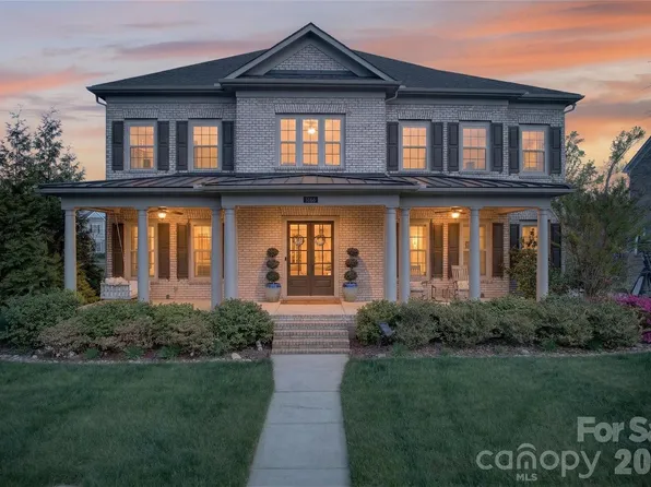 2166 Stratton Pl, Fort Mill, SC 29708