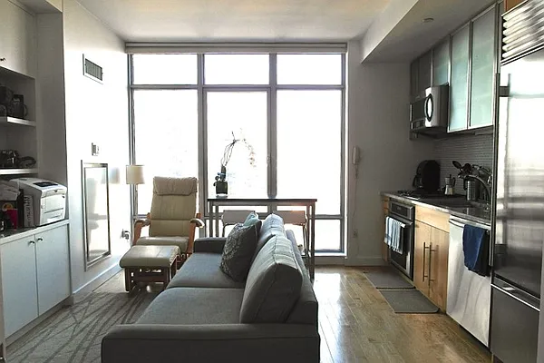 Sold by Cicada International LLC | media 6