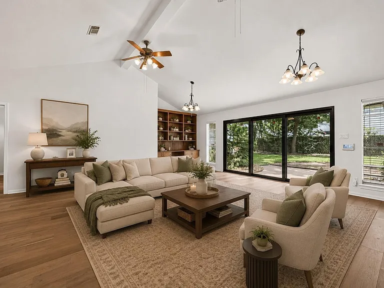 12411 Pinerock Ln — Photo 16