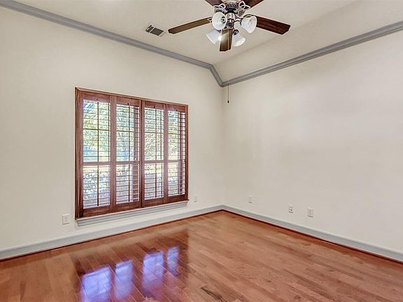 5th image of 24303 Bella Veneza Dr