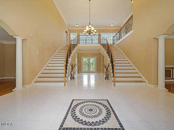 5th image of 118 Brushy Creek Ln
