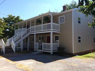 304 E Broad St APT 4, Darlington, SC 29532