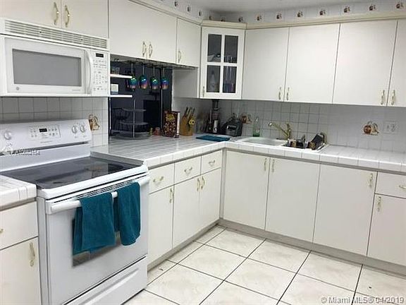 3rd image of 7080 Nova Dr 202b #202B