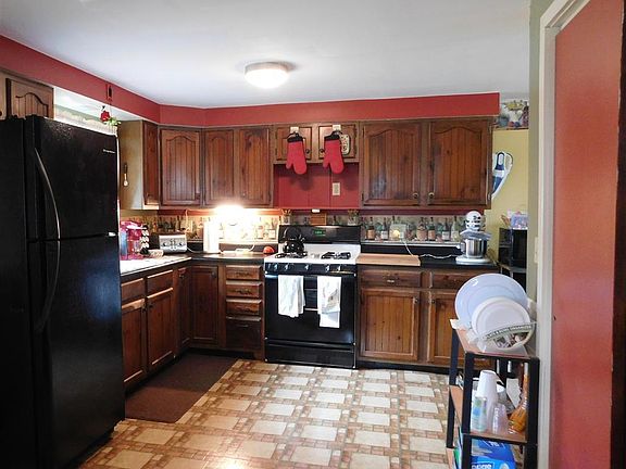 3rd image of 3 Crow St