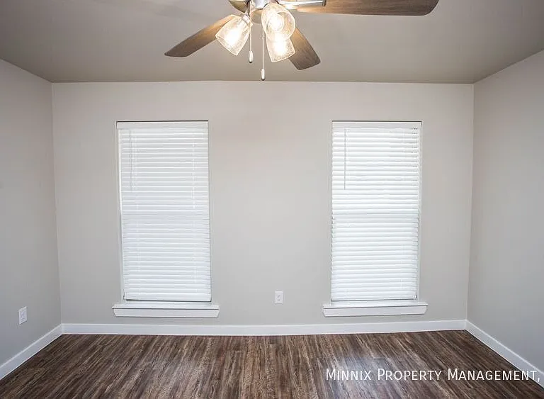 2150 Kirksey Ave — Photo 9