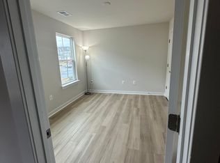 42519 Invergordon Ter #1, Sterling, VA 20166