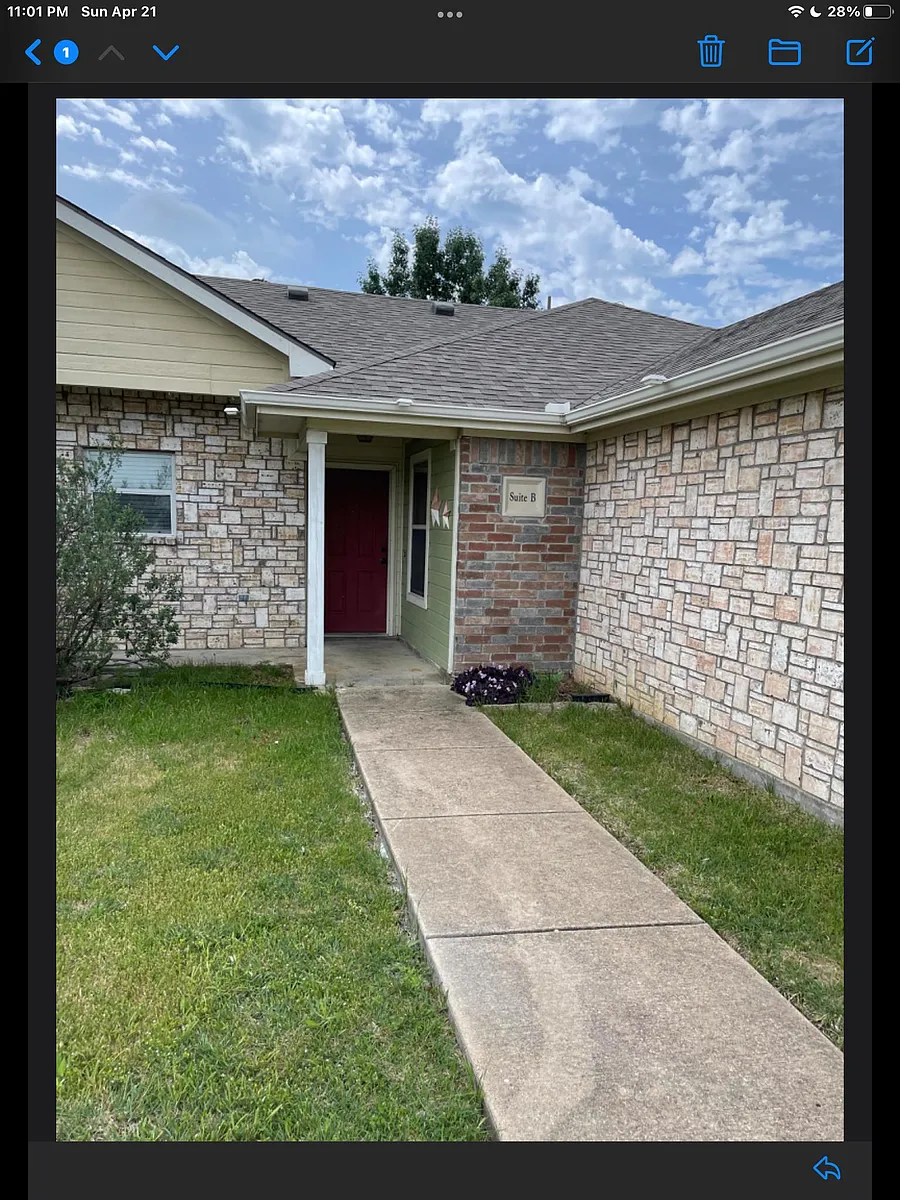 Building Photo - 849 Robinson Ct