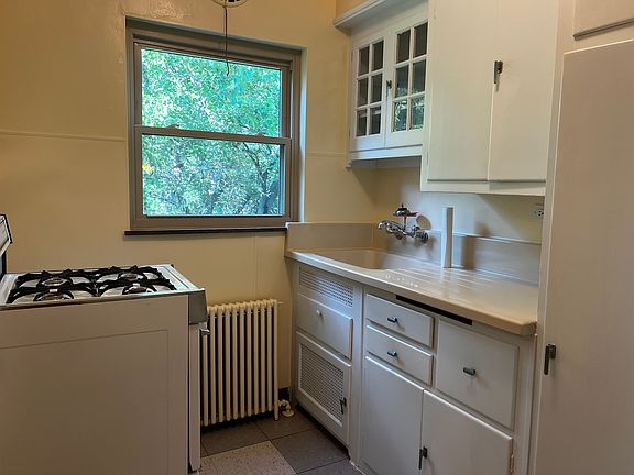 5th image of 4912 Relleum Ave #3