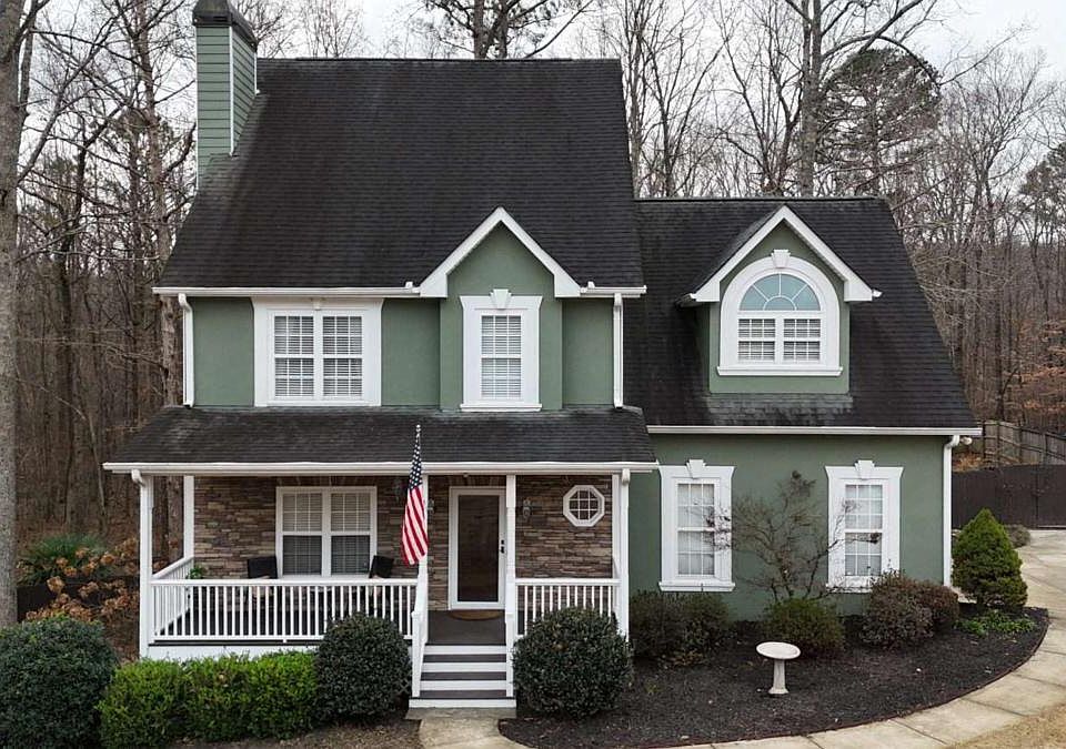 1st image of 2441 River Run Dr