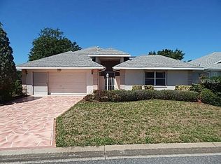 5420 Queen Victoria Dr, Leesburg, FL 34748