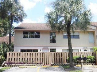 8045 NW 8th St #2, Plantation, FL 33324