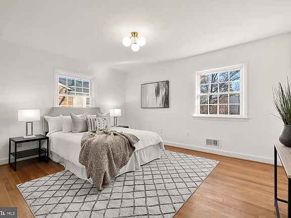 5th image of 6409 Forest Rd #A