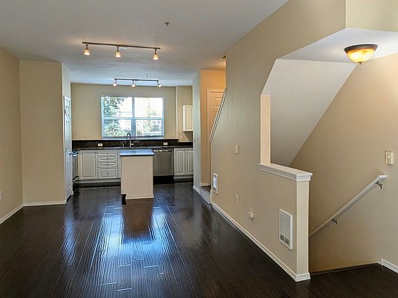 2nd image of 3116 164th St SW APT 320