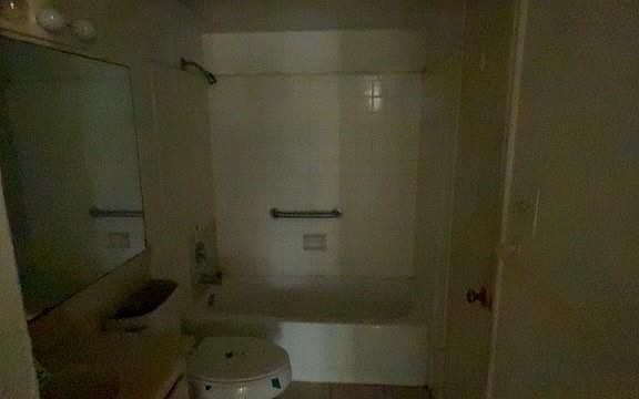 5th image of 22846 Millgate Dr