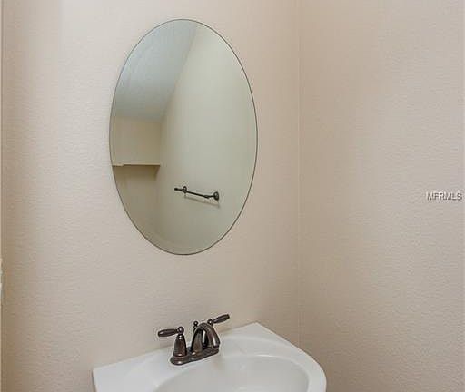 3rd image of 1381 Orchid Ave