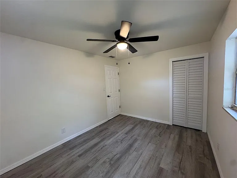 7224 Valiant Ct — Photo 16