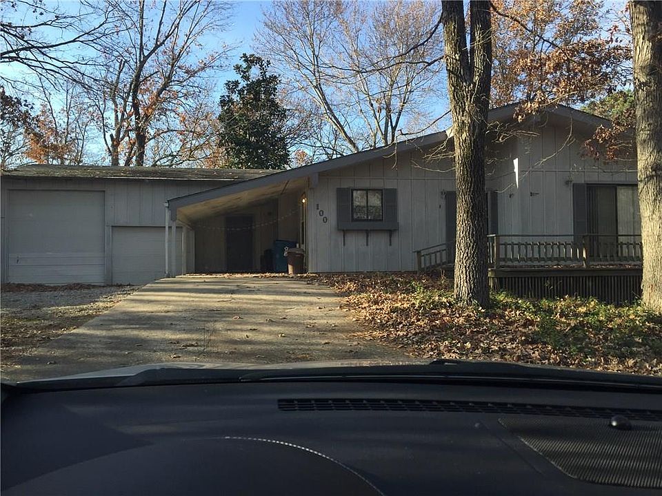 1st image of 100 Westbury Dr