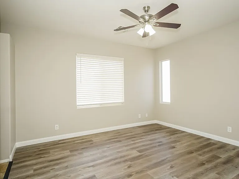 5119 Silent Valley Ave — Photo 9
